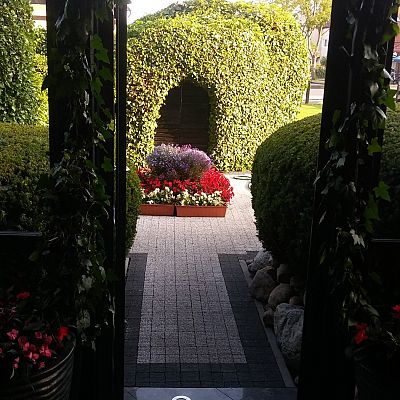 Obiekt, położenie i zieleń